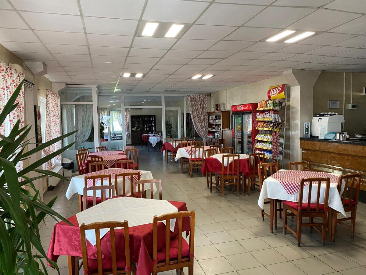 Km 80 Restaurant & Hotel Mavrodolu Exteriör bild